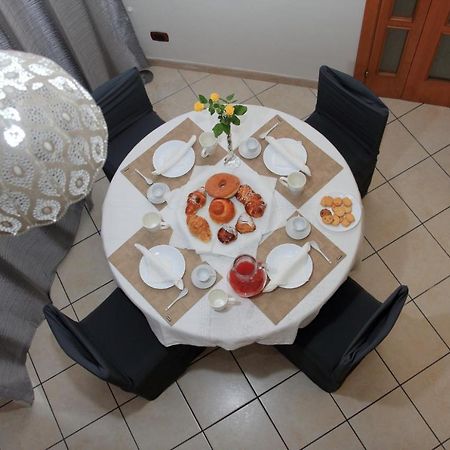 B&B Mitilini Central Station Napoli Ngoại thất bức ảnh