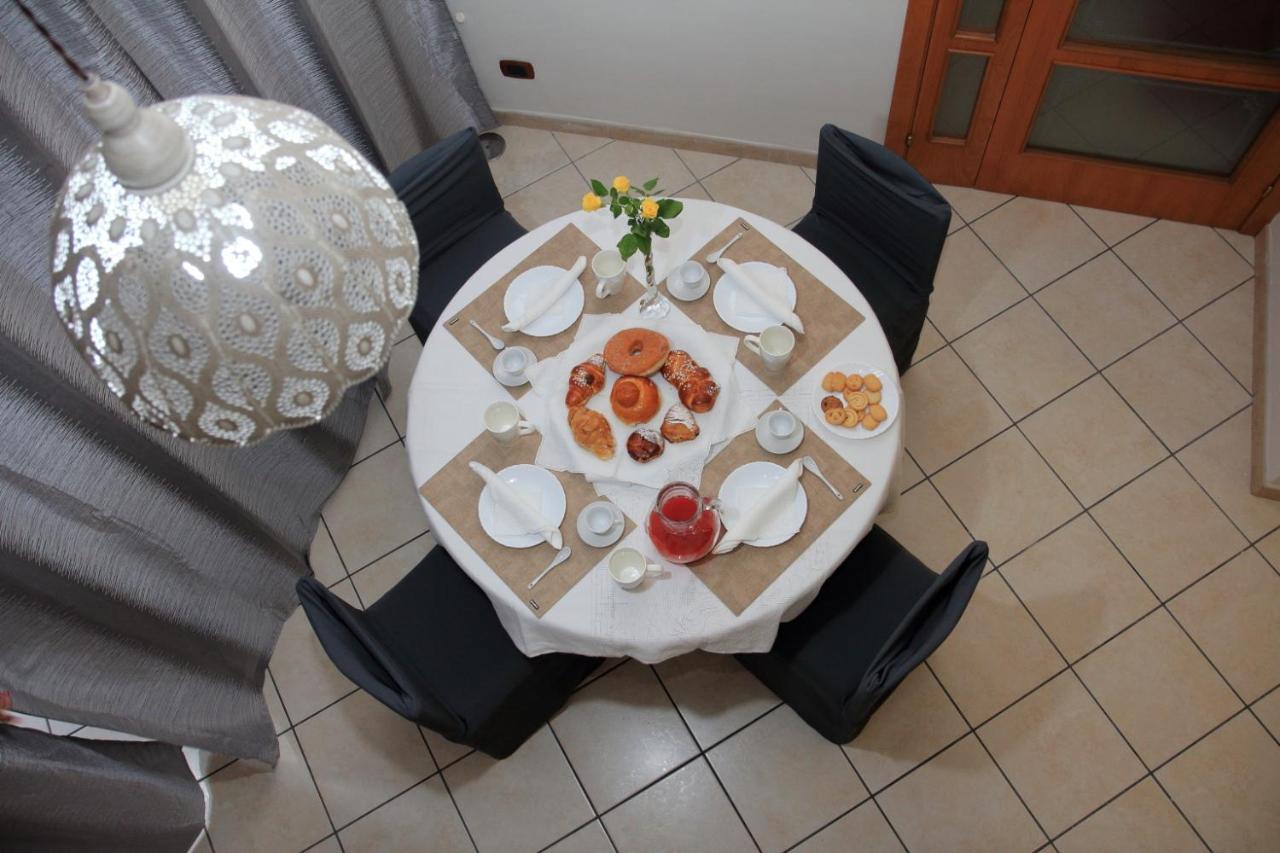 B&B Mitilini Central Station Napoli Ngoại thất bức ảnh