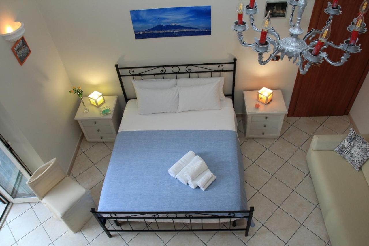 B&B Mitilini Central Station Napoli Ngoại thất bức ảnh